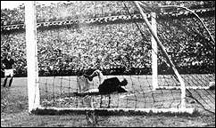 Grosics geklopt door Rahn