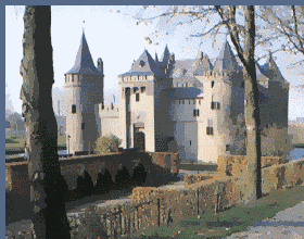Muiderslot weer open na renovatie